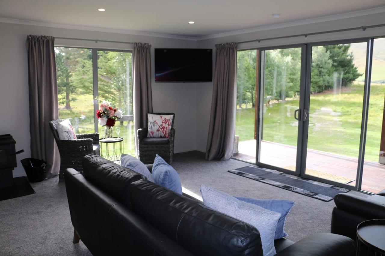 Alpine Views Burkes Pass Villa Exterior photo